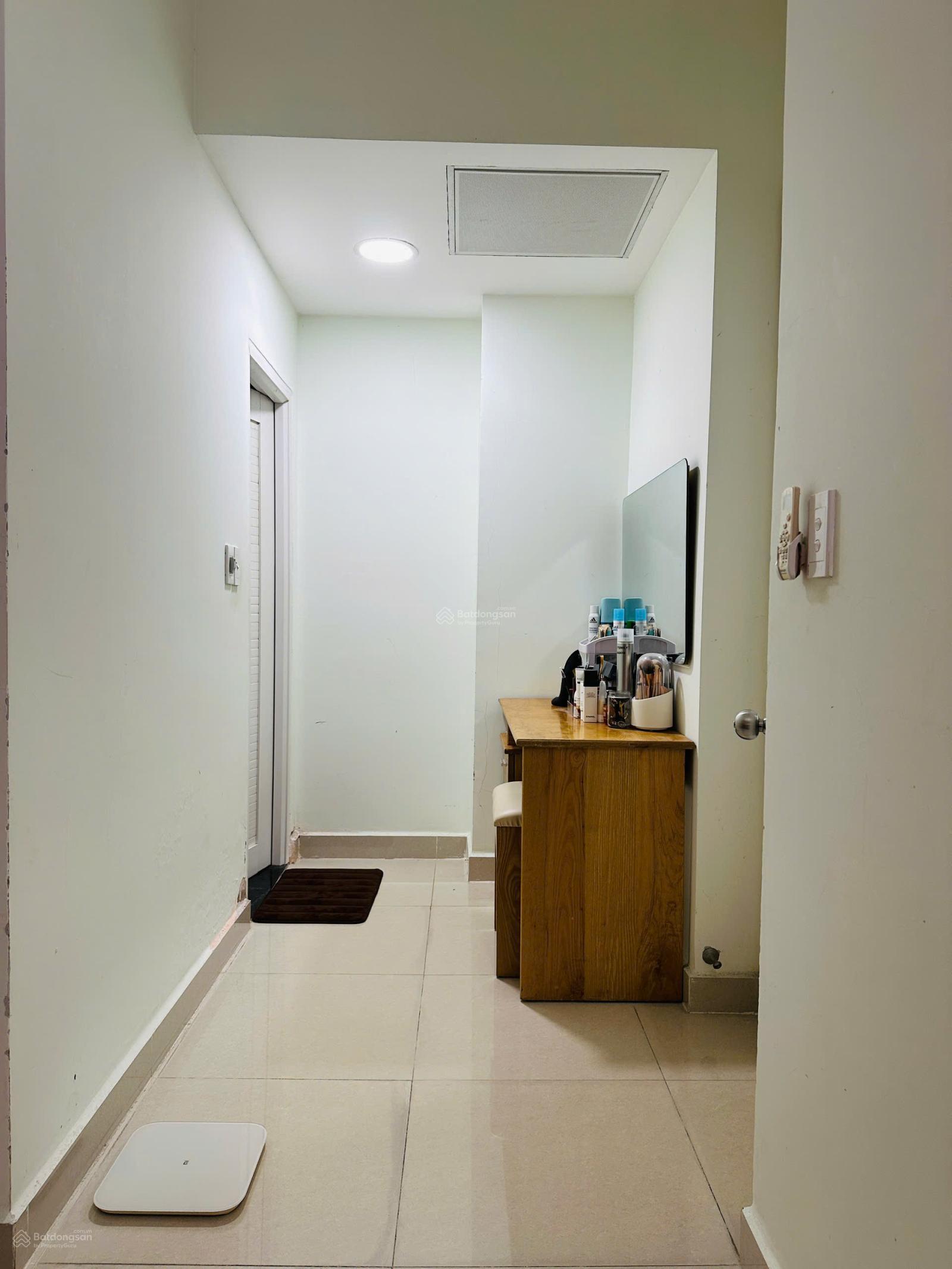 BÁN CĂN 2PN 2WC DIỆN TÍCH 73M2 NHÀ MỚI ĐẸP SẠCH SẼ SẴN NỘI THẤT , VIEW HỒ BƠI THOÁNG MÁT