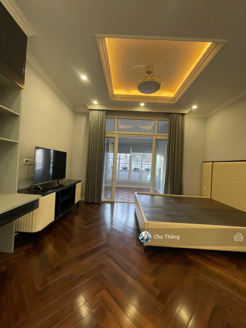 Xem ngay! nhà tốt cuối năm 6.5x18 trệt 2 lầu góc 2MT LẠC LONG QUÂN 17TY CHỐT 15TY Xem ngay! nhà tốt cuối năm 6.5x18 trệt 2 lầu góc 2MT LẠC LONG QUÂN 17TY CHỐT 15TY