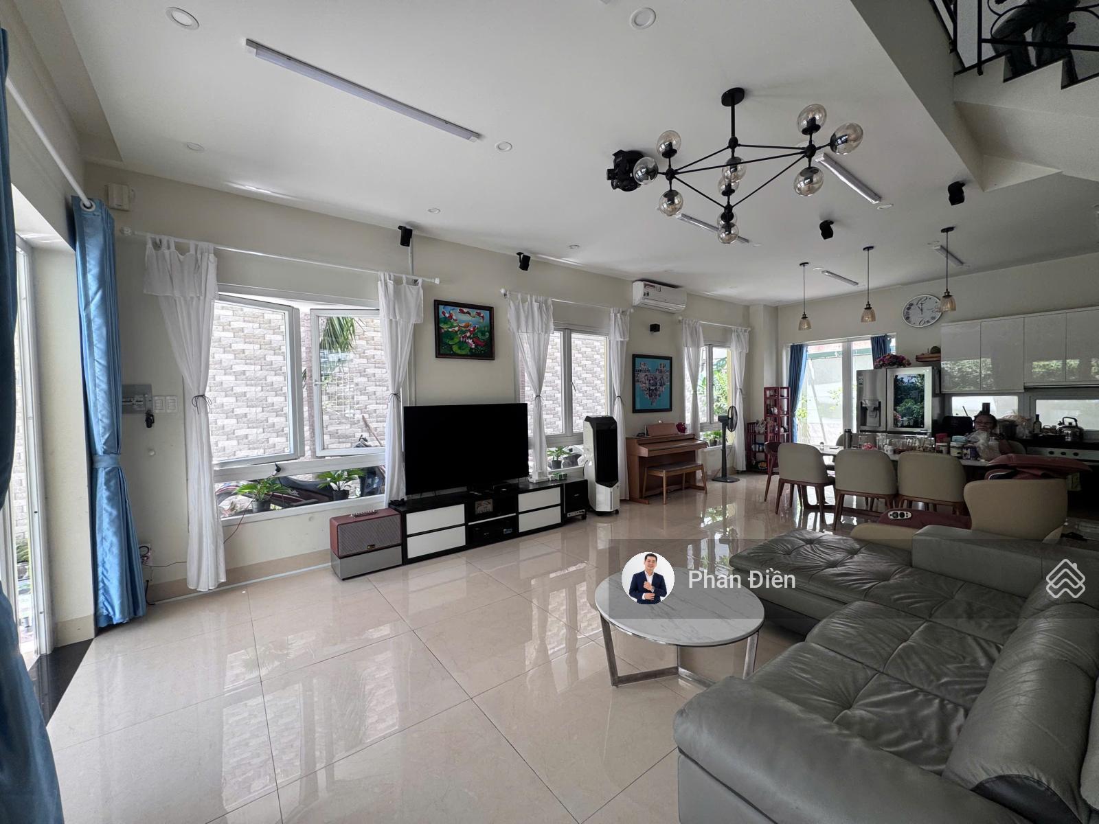 Chính chủ cho thuê biệt thự Melosa Khang Điền 8x18m. Nội thất đầy đủ. Gọi Ngay 0982 667 *** Phan Điền