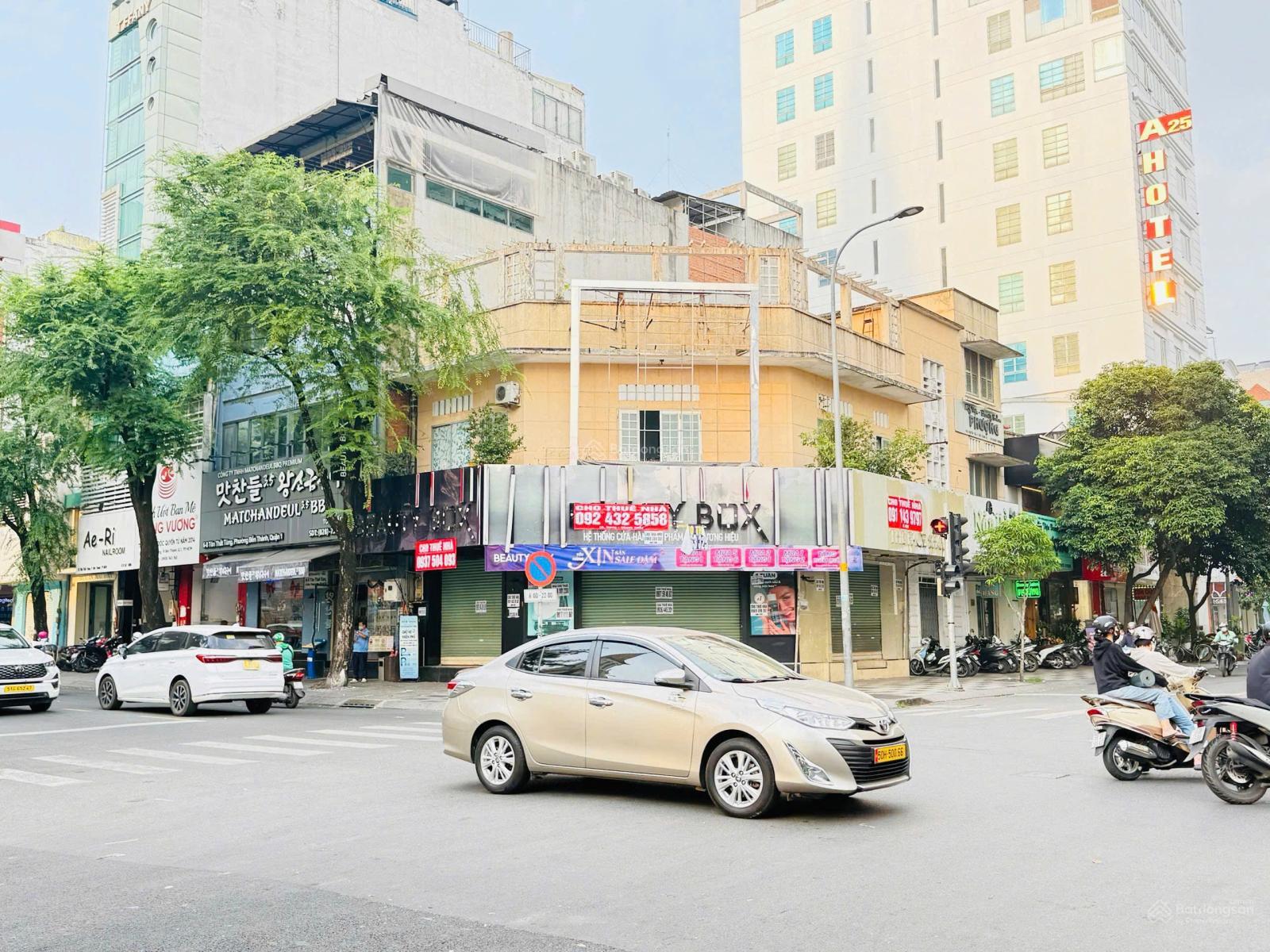 Cho thuê nhà góc 2 mặt tiền Nguyễn Trãi vs Tôn Thất Tùng, Quận 1, 8x16m, trệt 1 lầu, 150 tr/th