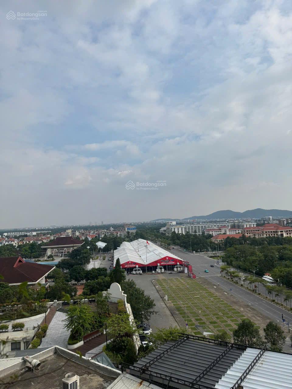 Cho thuê căn hộ chung cư thương mại Royal park - Thành phố Bắc Ninh giá 2pn 2wc 14r/ tháng