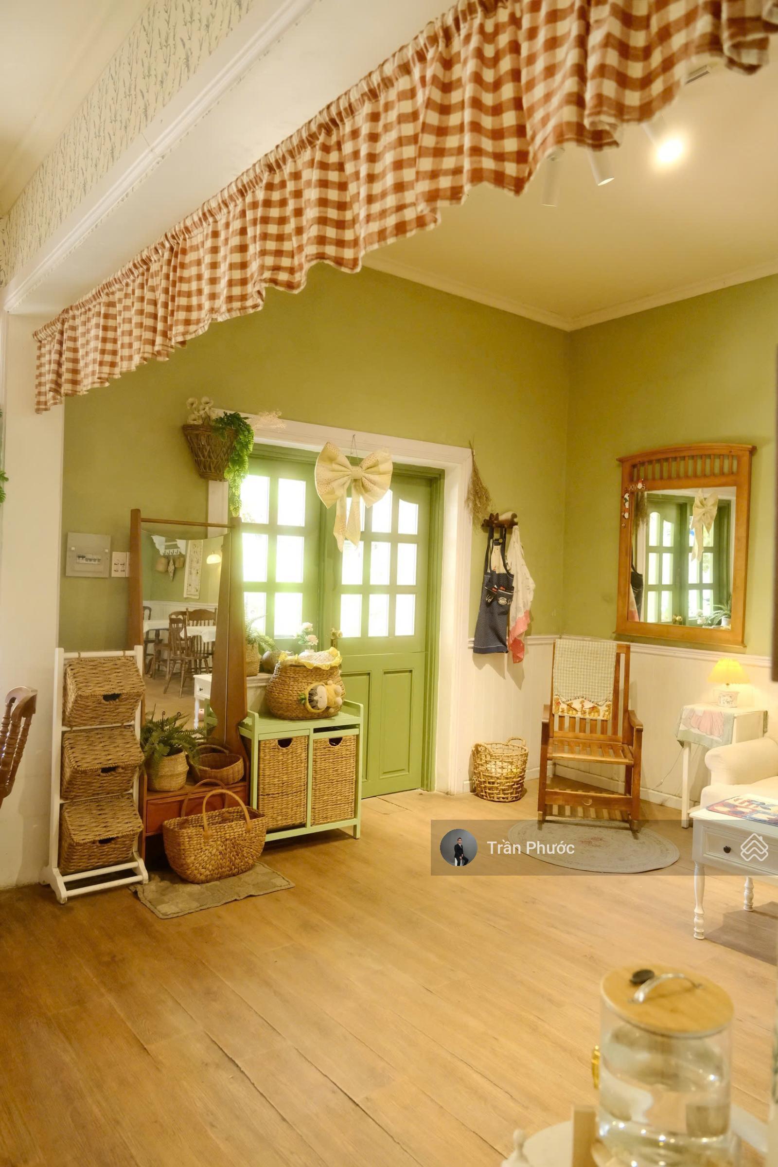 Cho thuê nhà số 6 Tú Xương, Phường VTS, Quận 3 DT: 120m2 trệt trống suốt - có bãi xe 24/24 Cho thuê nhà số 6 Tú Xương, Phường VTS, Quận 3 DT: 120m2 trệt trống suốt - có bãi xe 24/24