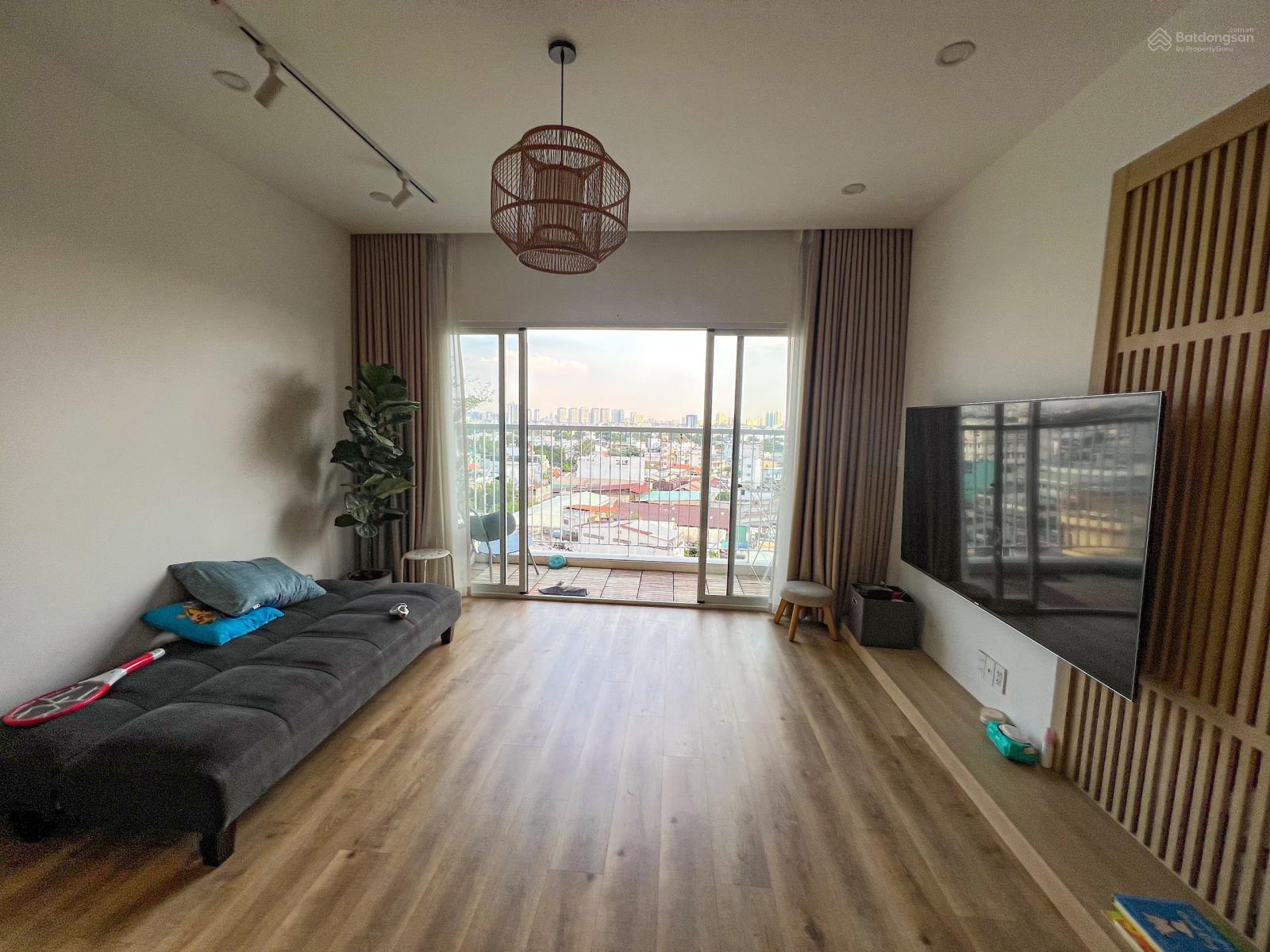 Căn hộ Cộng Hoà Garden - Tân Bình, 2PN, 2WC, 70m2 13tr/tháng. Trúc 0932 742 ***