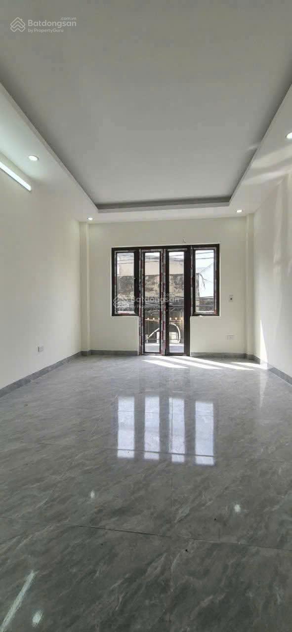 6 tỷ 2 nhà cổng làng Đa Sỹ Cần tìm chủ mới nhanh Hà đông Kiến Hưng Văn Quán 0975 892 *** Thương