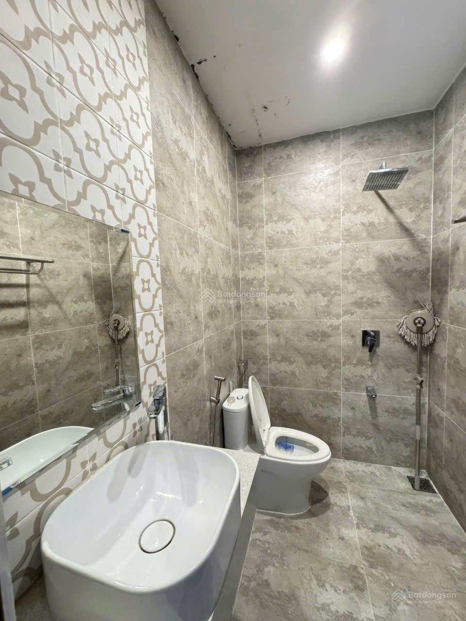 Cần bán nhà phố Senturia Nam Sài Gòn đã có sổ riêng dt sử dụng 160m2 1 trệt 1 lửng 2 lầu phù hợp gđ Cần bán nhà phố Senturia Nam Sài Gòn đã có sổ riêng dt sử dụng 160m2 1 trệt 1 lửng 2 lầu phù hợp gđ