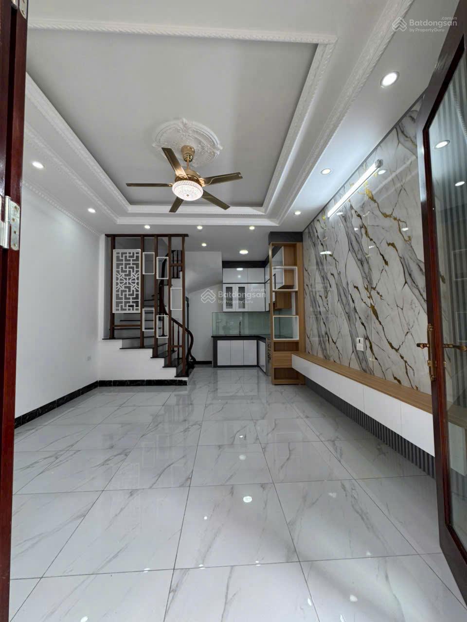 Duy nhất 1 căn 5Tx32m2 TK đẹp như hình 50m gần đường xe buýt ĐH Thể Thao Phụng Châu chỉ 3,4tỷ Duy nhất 1 căn 5Tx32m2 TK đẹp như hình 50m gần đường xe buýt ĐH Thể Thao Phụng Châu chỉ 3,4tỷ