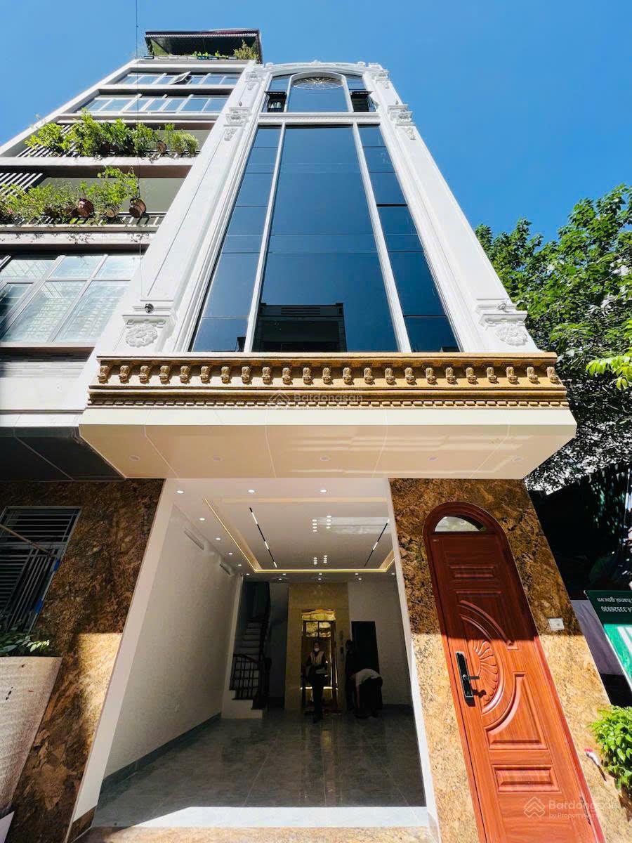 Cực Sốc! Bán nhà K ĐT Mỗ Lao, Dt 60m, 5T thang máy, nhà đẹp, vỉa hè, ô tô tránh, giá 18,2 tỷ.