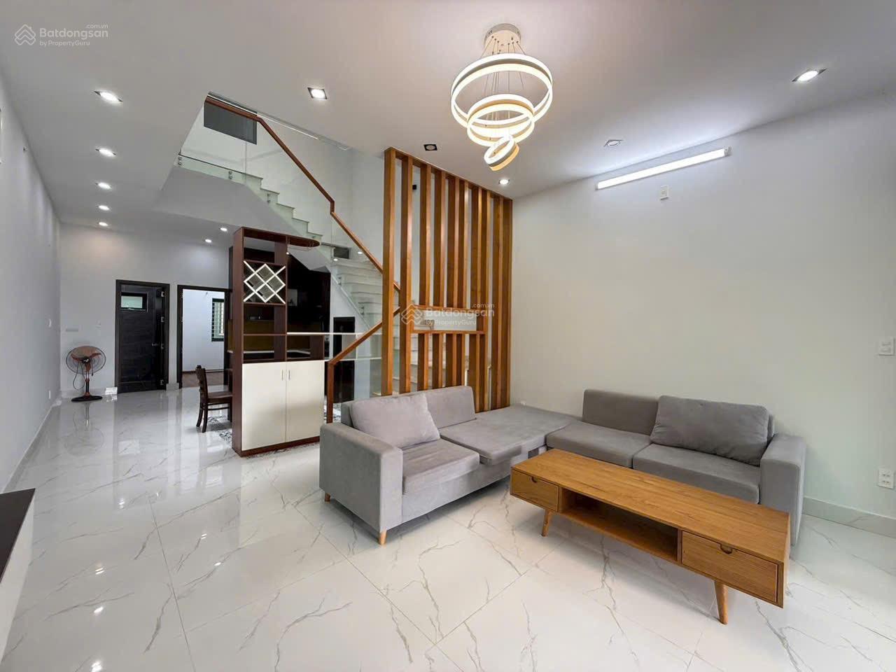 Cho thuê nhà 3 tầng full nội thất đường Nước Mặn 2 khu Nam Việt Á gần sông Hàn trung tâm giá tốt