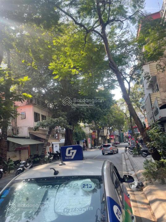 Chính chủ bán nhà mặt phố cổ Hàng Bún Ba Đình. DT 55m2, mặt tiền 6.8m, giá 80 tỷ