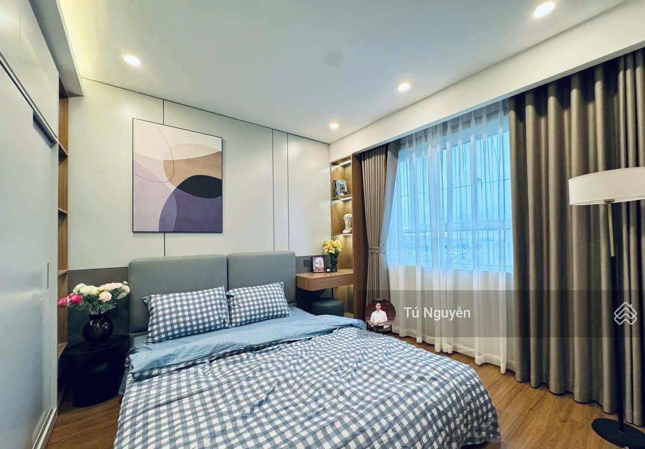 Chính chủ bán căn 2 phòng ngủ 80m2 183 Hoàng Văn Thái. Giá 6 tỷ