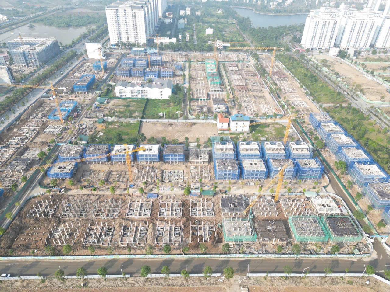 Bán biệt thự hướng Nam, vị trí yên tĩnh dành cho khách thích để ở