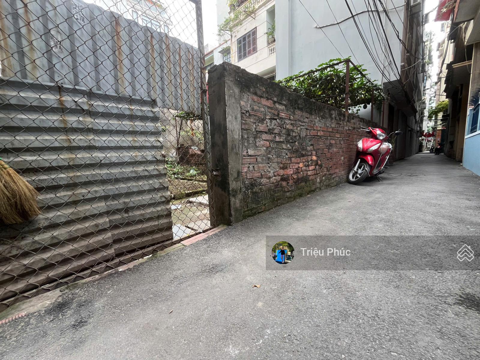 Cần tiền bán mảnh đất Yên Hoà Cầu Giấy - diện tích 50 m² - cách phố vài bước chân - giá chỉ 11,5 tỷ