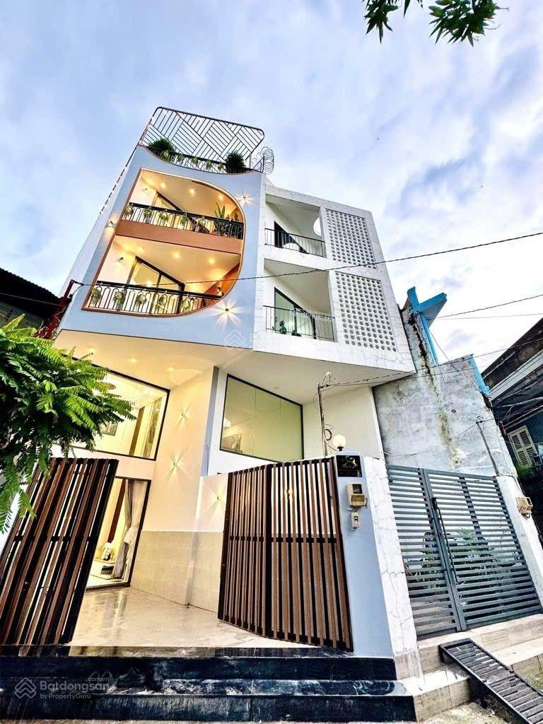 Giảm lỗ 1T2 ,GÒ VẤP THÍCH BỬU ĐĂNG PHƯỜNG 1 NGANG 4M 5 TẦNG GIÁ 8,55TỶ