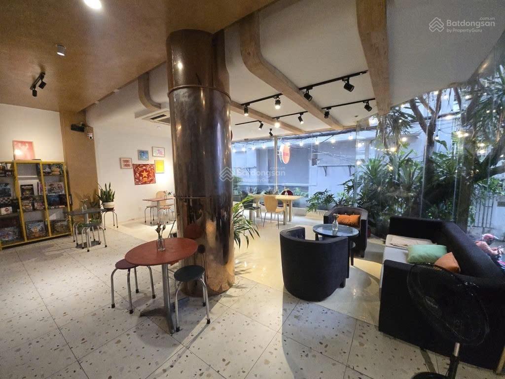 Bán gấp nhà mặt tiền đường số Thảo Điền | DT lớn 8x24.7m giá tốt 26 tỷ