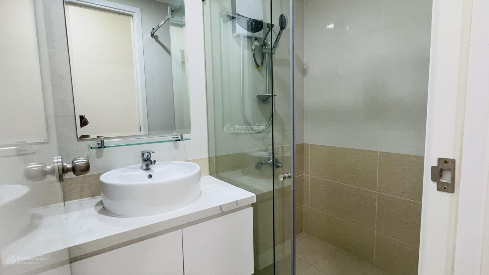 Bán căn hộ Diamond Riverside full nội thất tầng 20 block B, view Bình Phú