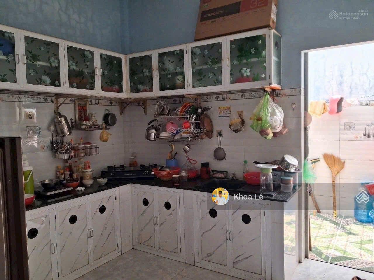 Bán nhà gần Coopmart Trảng Bàng giá rẻ chỉ 680tr. DT 166m2, sổ hồng riêng, KDC đông