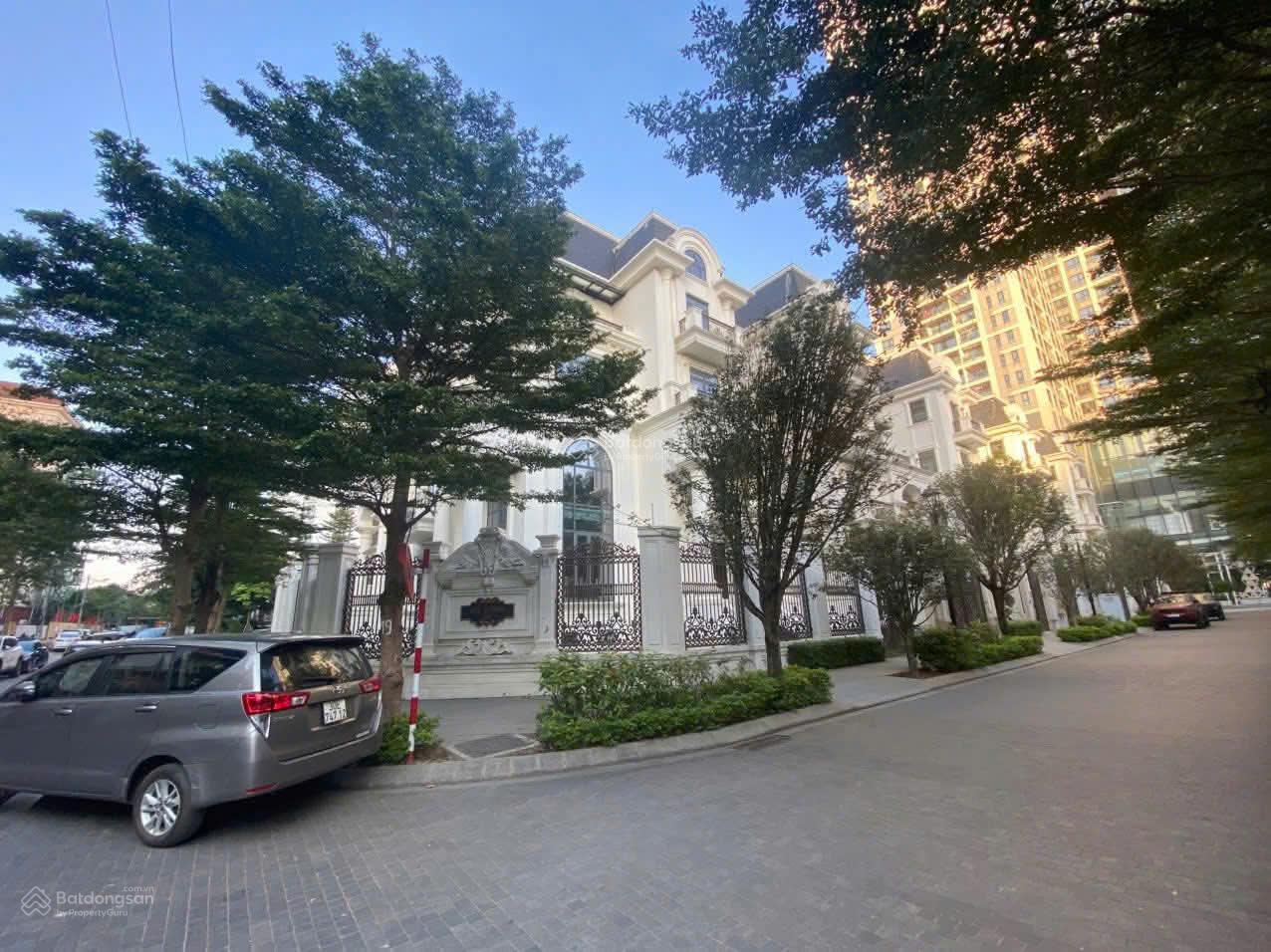 Bán biệt thự đơn lập lô góc The Zei Mỹ đình, Từ Liêm: 265m2. MT: 15m. 5 tầng siêu đẹp. 105 tỷ TL