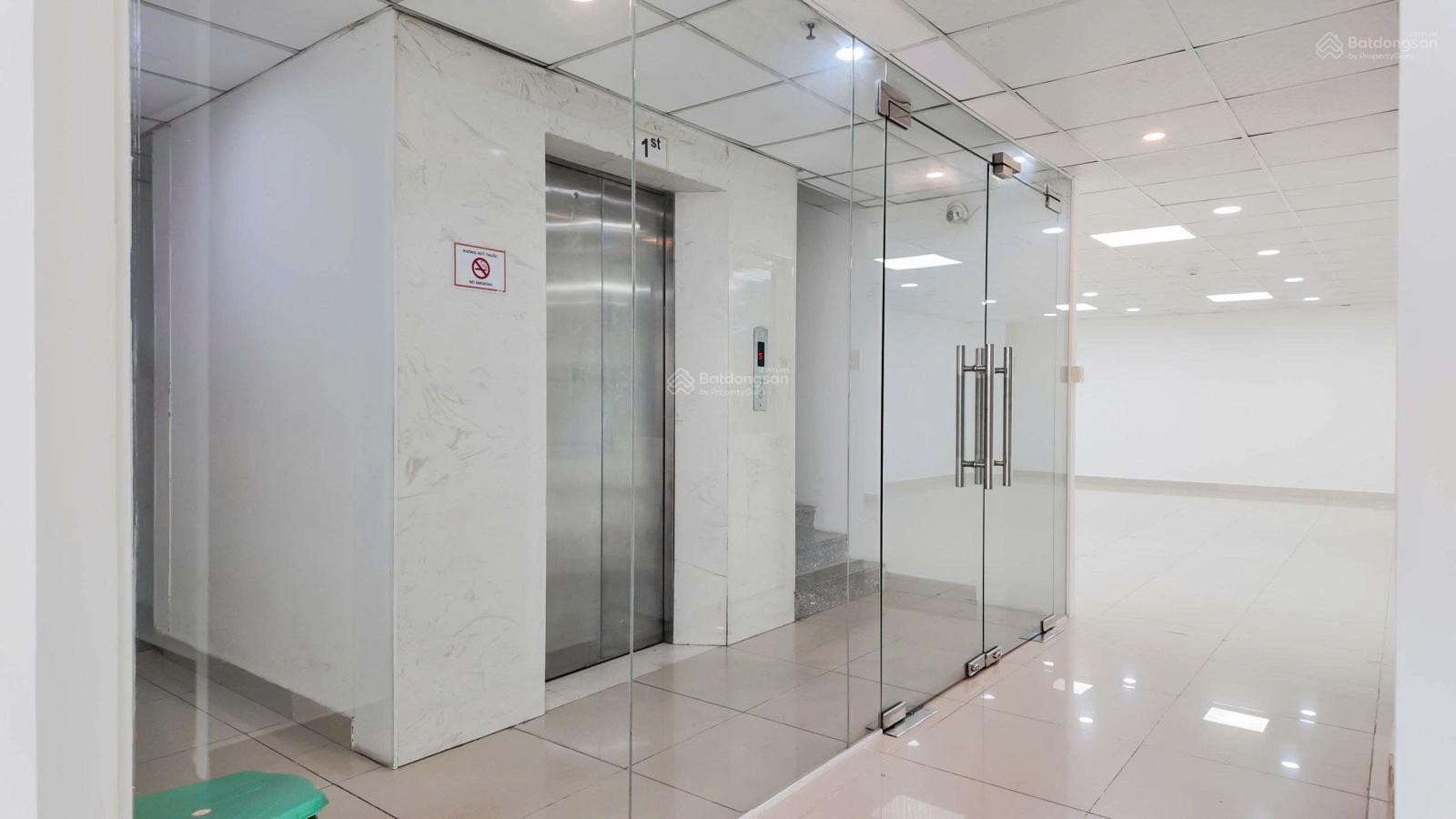 Cho thuê văn phòng tại Đường Trần Huy Liệu, Phường 15, Phú Nhuận, Hồ Chí Minh, 25 triệu, 105 m2 Cho thuê văn phòng tại Đường Trần Huy Liệu, Phường 15, Phú Nhuận, Hồ Chí Minh, 25 triệu, 105 m2