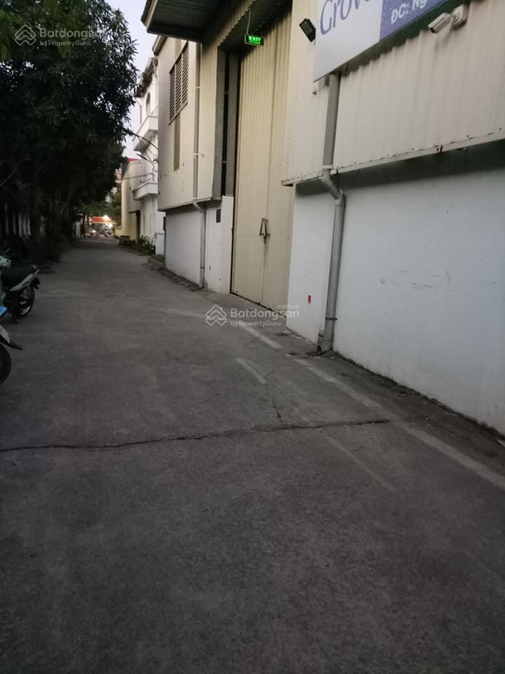 Cho thuê kho xưởng DT 375m2 khung zamil đường 32 xe công ra vào, điện 3 pha, bảo vệ 24/7