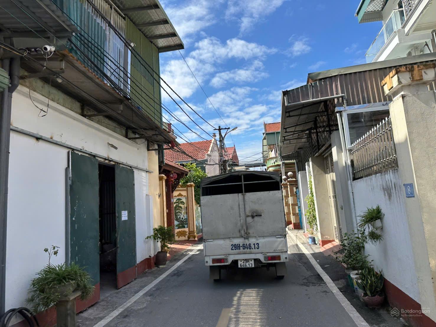 Quá hiếm! Nhà ngay ngã tư Trôi, xã Hoài Đức: 40m2, 6 tầng thang máy, ô tô tránh hơn 6 tỷ