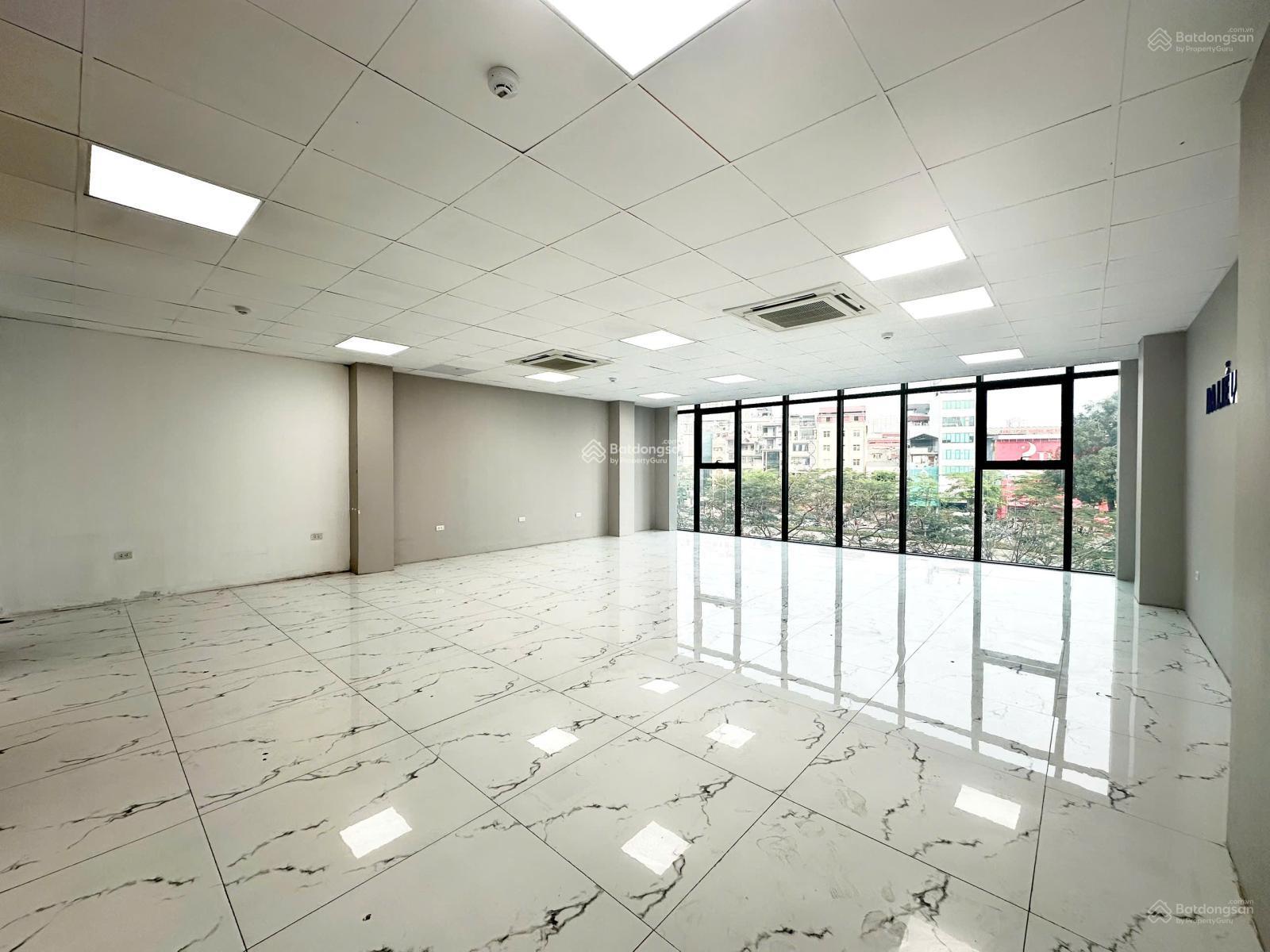 Cho Thuê Tòa Nhà Hẻm Vip Hồ Văn Huê, Phường 9. DT: 8x20m. Hầm - 5 Tầng. Sàn Trống Suốt.