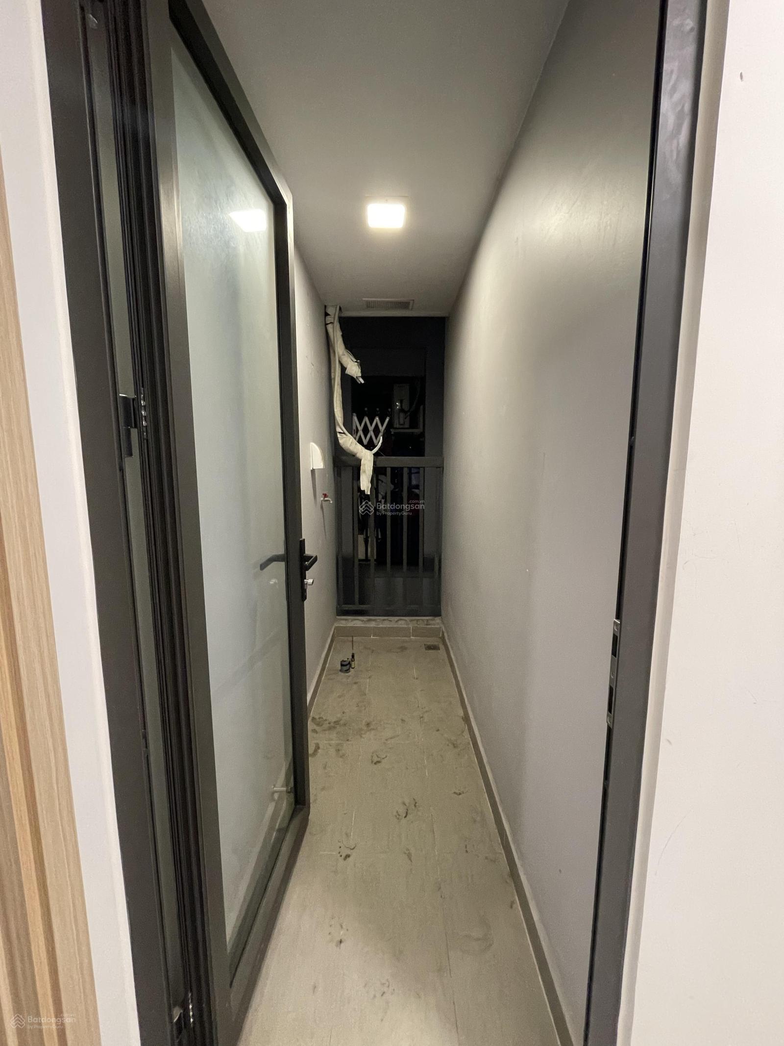 Cho thuê căn 2 Phòng ngủ + 2Wc diện tích 67m2 - Giá thuê 8triệu/tháng NTCB