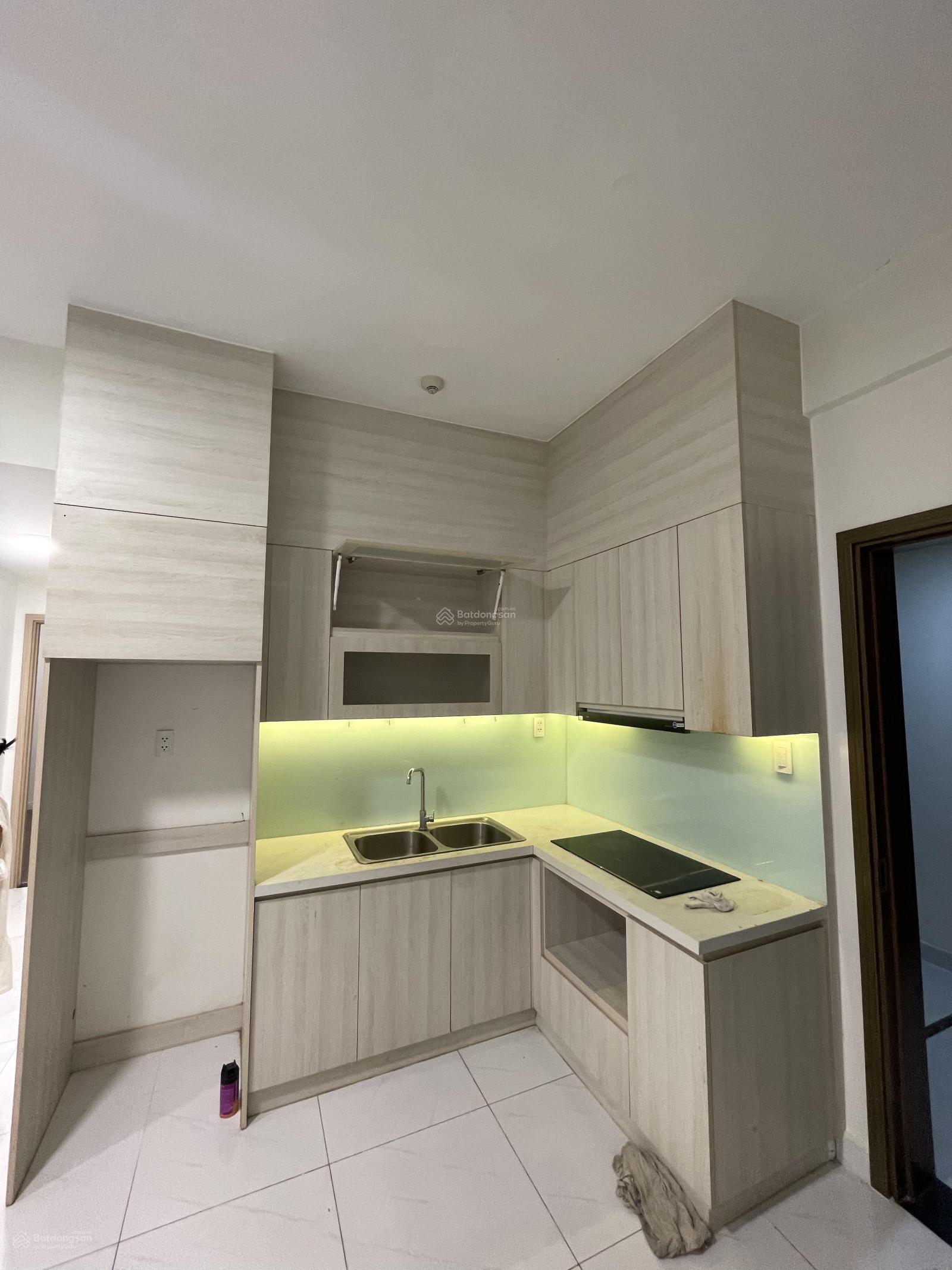 Cho thuê căn 2 Phòng ngủ + 2Wc diện tích 67m2 - Giá thuê 8triệu/tháng NTCB