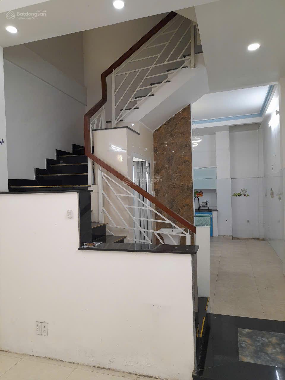 Bán gấp giá rẻ! HXH Bàu Cát 8, Tân Bình - 4x16m - 4 tầng - Nhỉnh 11 tỷ Bán gấp giá rẻ! HXH Bàu Cát 8, Tân Bình - 4x16m - 4 tầng - Nhỉnh 11 tỷ