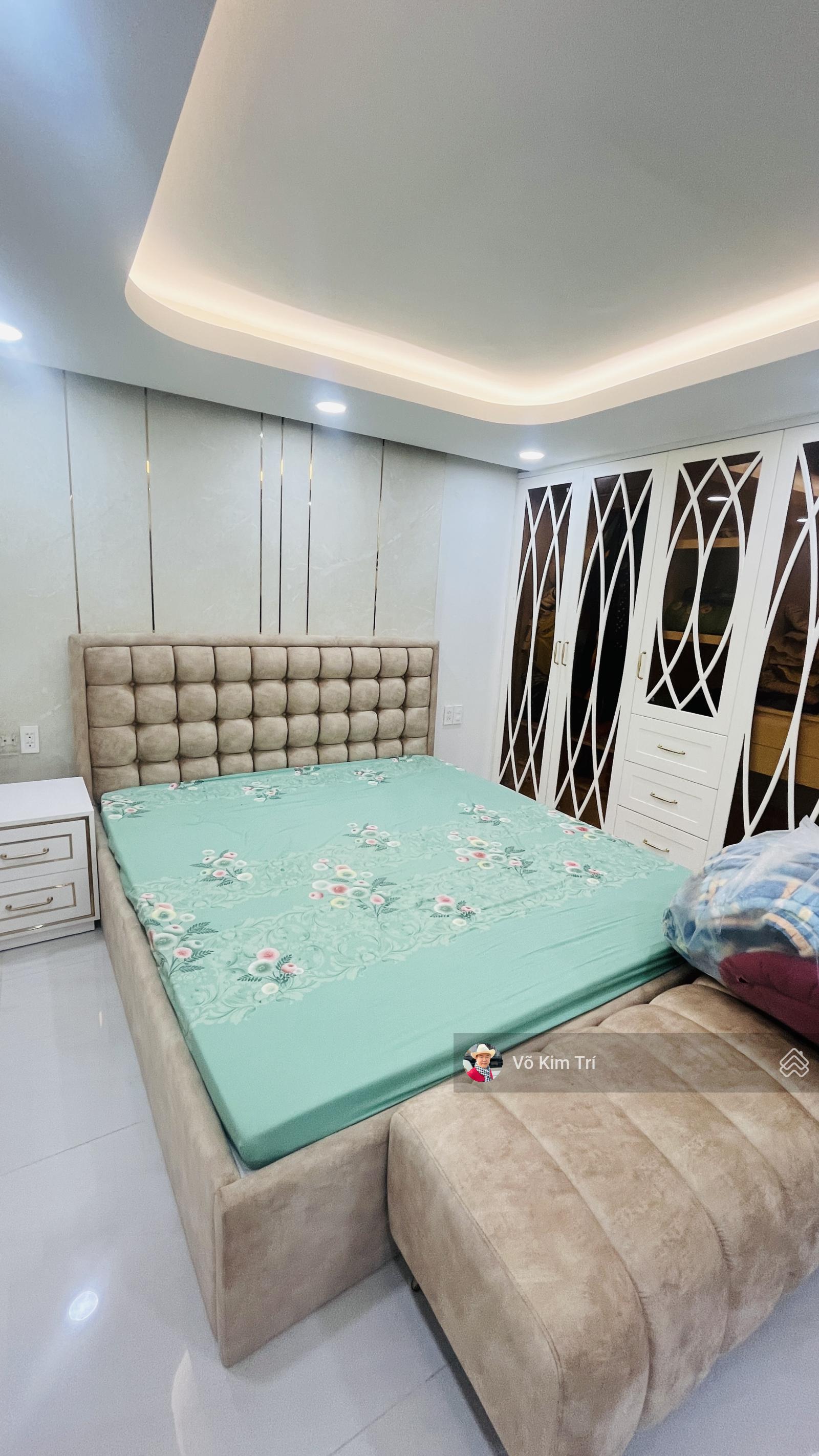 Quận 5 CC Chiêu Anh Cát tầng 1 SHR 72m2 2PN 2WC giá 3,3tỷ