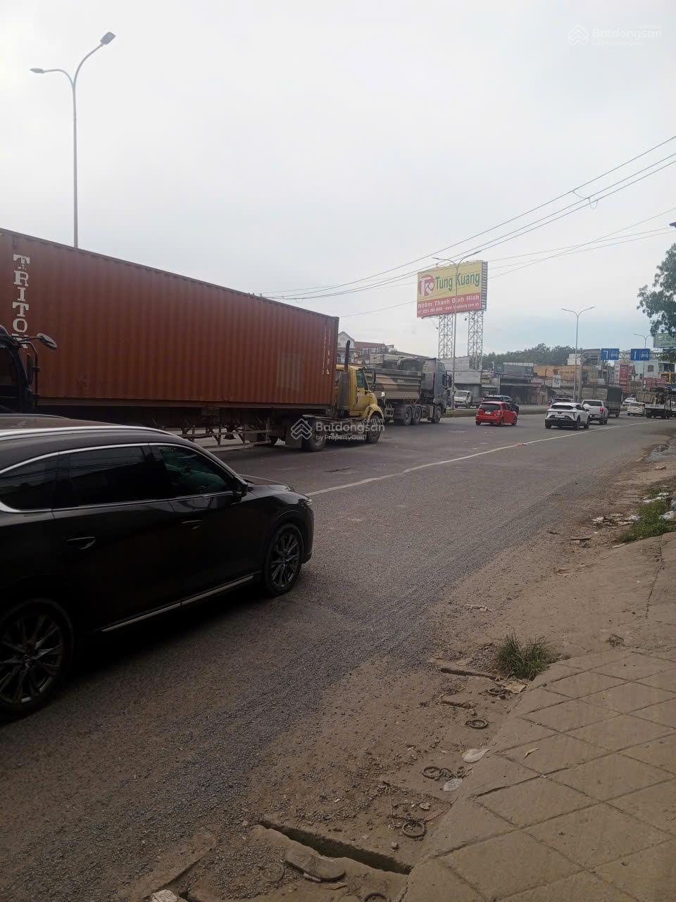 BÁN NHÀ MẶT TIỀN QUỐC LỘ 51, ĐỒNG NAI DIỆN TÍCH KHỦNG GIÁ TỐT HIẾM CÓ KINH DOANH ĐỈNH CHỈ 6 TỶ