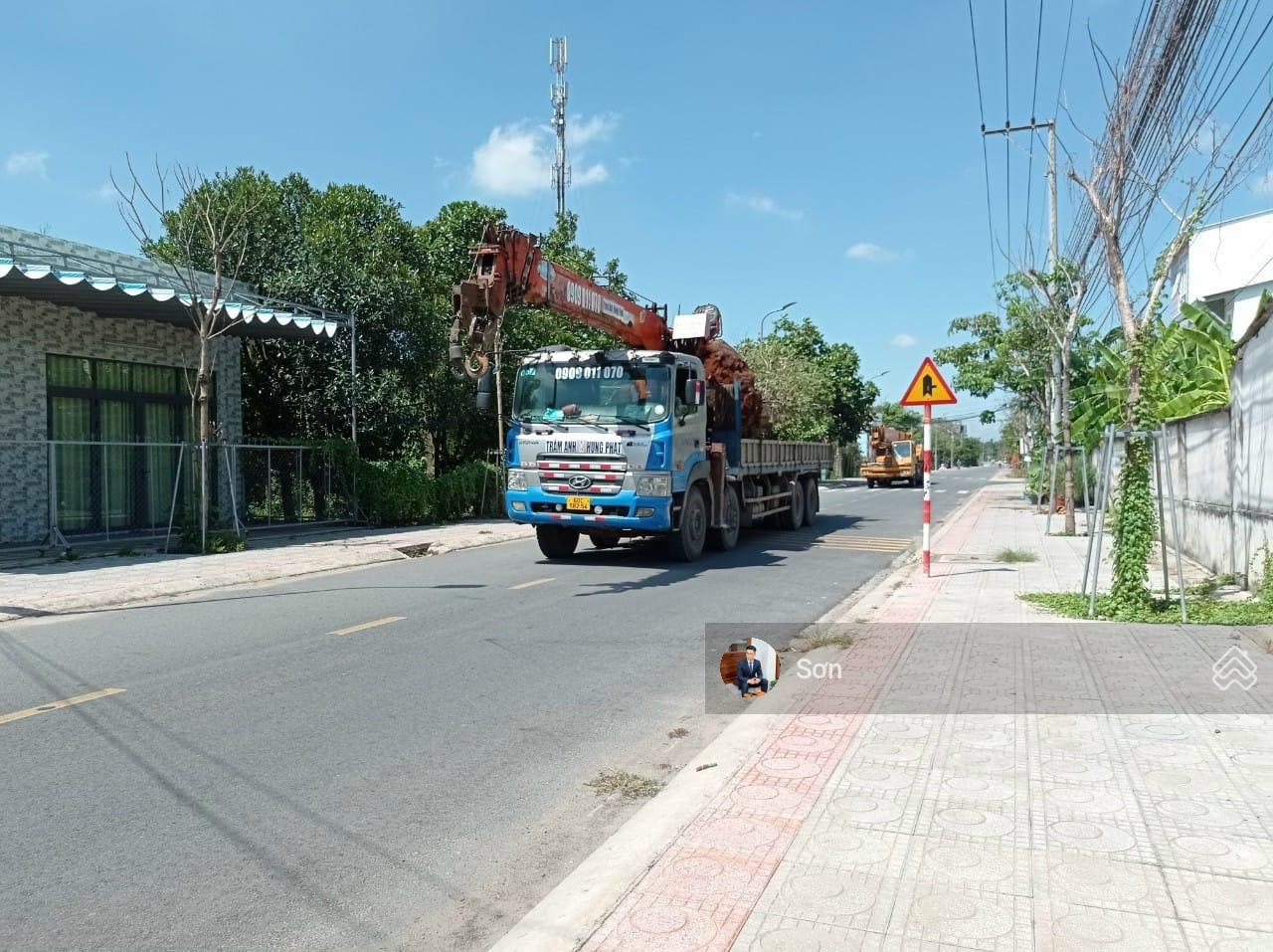 bán nhanh 82m2 đất cạnh bờ bao sông SG; giá chỉ 3,350 tỷ