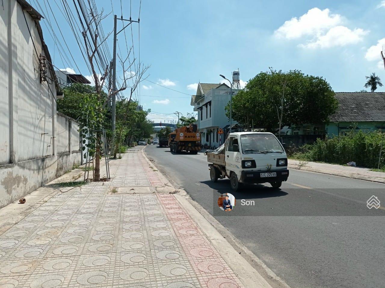 bán nhanh 82m2 đất cạnh bờ bao sông SG; giá chỉ 3,350 tỷ