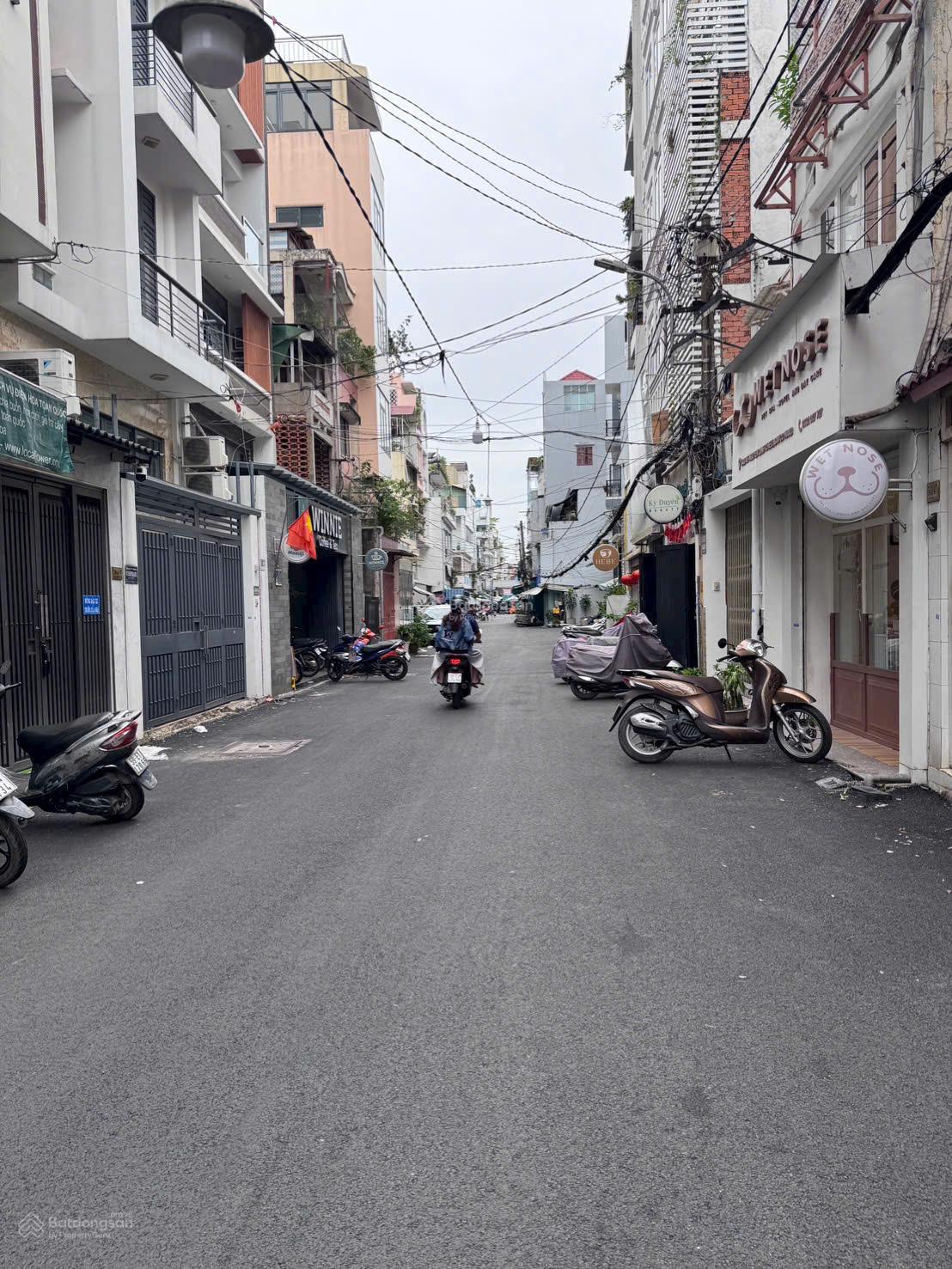 Giá tốt, 12,9 tỷ. bán nhà 4 tầng hẻm 8m Nguyễn Đình Chiểu, P.2, Quận 3, sổ hồng