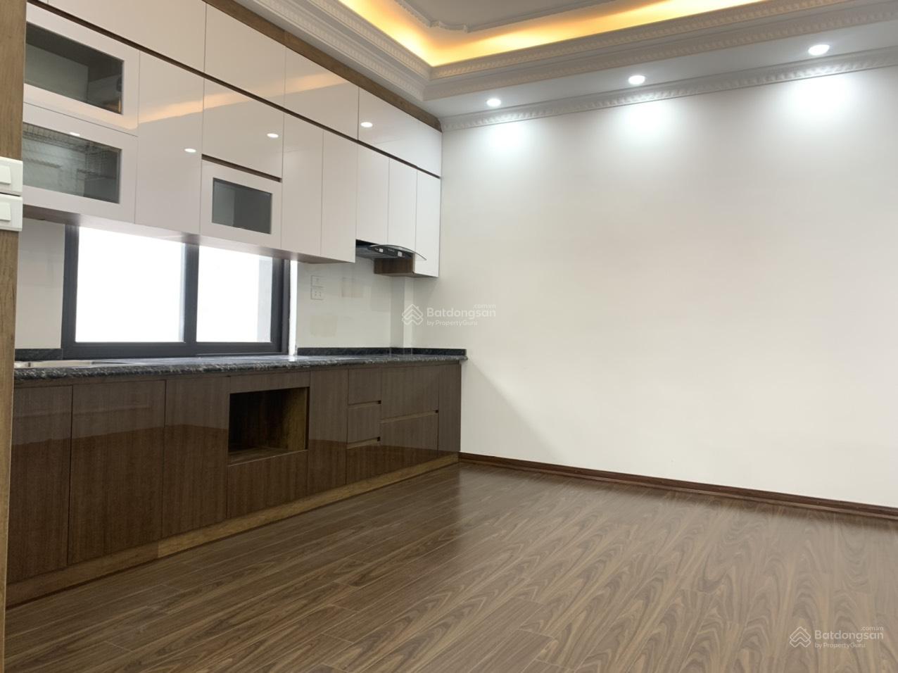 Nhà mới đón Tết! 55m2x6T ôtô lô góc Đường Bưởi, Vĩnh Phúc, Ba Đình cực đẹp chỉ 17.5 tỷ