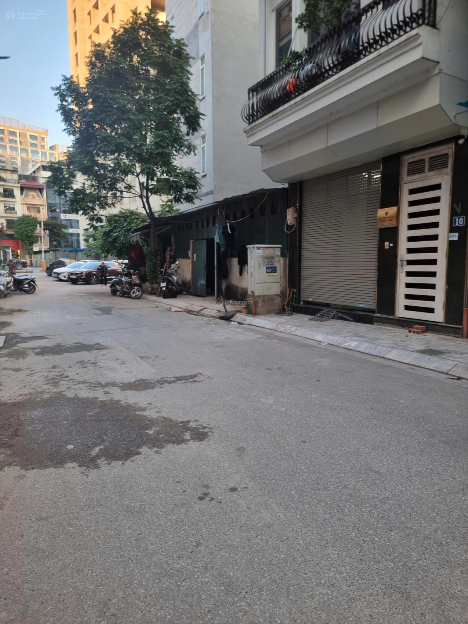 Chính chủ cần bán đất phân lô ngõ 647 Lạc Long Quân-Phường Xuân La-Tây Hồ-Hà Nội 82.8m2, MT8.6m Chính chủ cần bán đất phân lô ngõ 647 Lạc Long Quân-Phường Xuân La-Tây Hồ-Hà Nội 82.8m2, MT8.6m