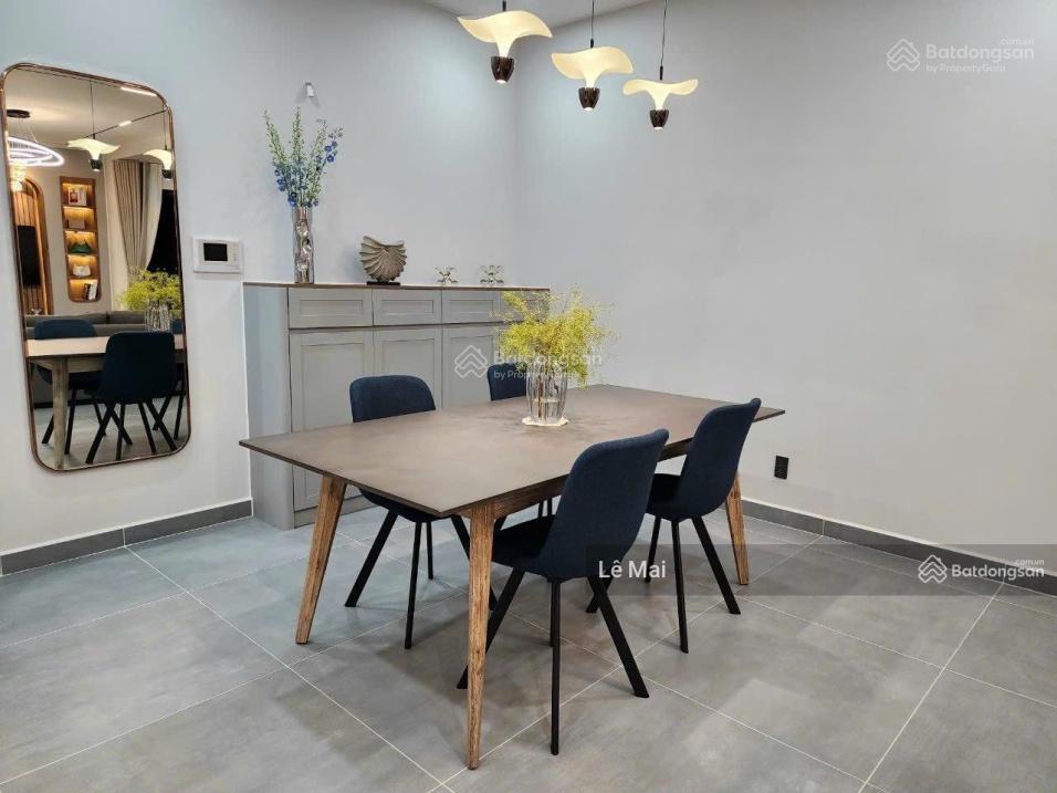 Bán căn hộ Scenic Valley, Phú Mỹ Hưng, lầu 5, 71m2, 6.15 tỷ. LH 0903 920 ***