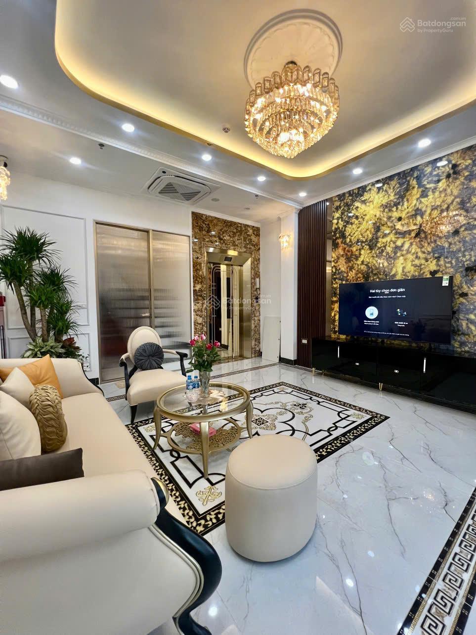 Bán nhà mặt phố Đại La, Diện tích 40m2, sổ đỏ chính chủ