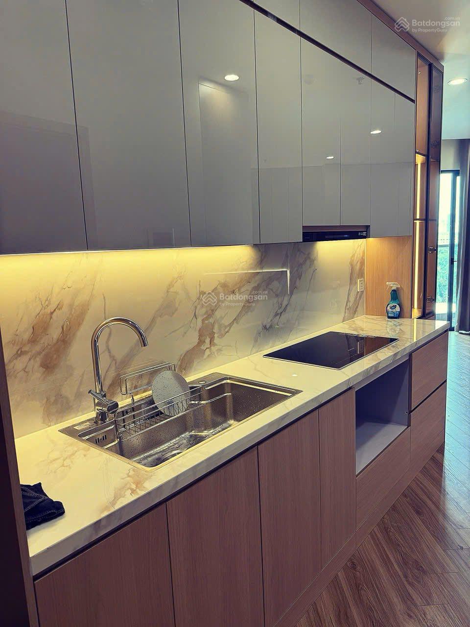 Cho thuê gấp căn hộ Studio 37,3m2 tại Trinity Tower giá chỉ 6 triệu VND/th