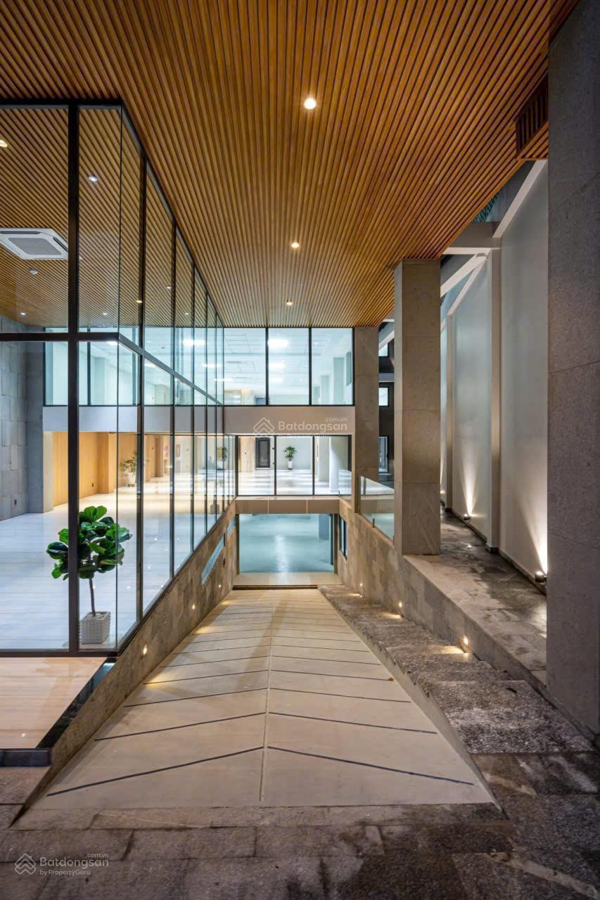 Bán tòa nhà mặt tiền Lê Quang Định, diện tích: (10 x 45m) nở hậu - 4 tầng - giá chỉ 50 tỷ