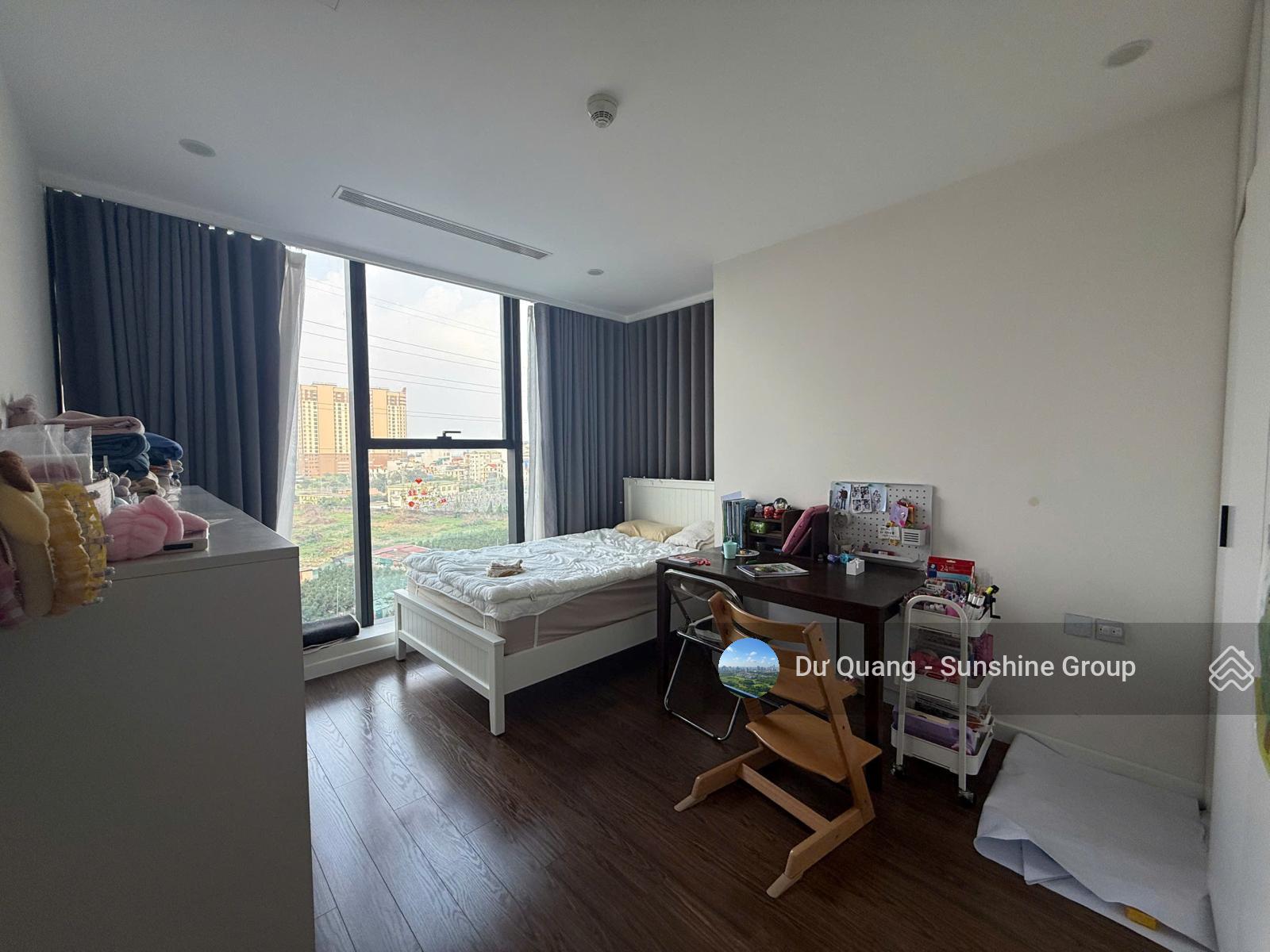 Bán căn Sunshine City 3 phòng ngủ + 1 kho - 116,4m2 - cạnh vườn cây - giá: 11 tỷ (nhà nguyên bản) Bán căn Sunshine City 3 phòng ngủ + 1 kho - 116,4m2 - cạnh vườn cây - giá: 11 tỷ (nhà nguyên bản)