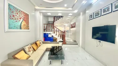 Cho thuê nhà tuyến 2 Văn Cao, 5 phòng ngủ khép kín, DT: 80m2 x 4 tầng