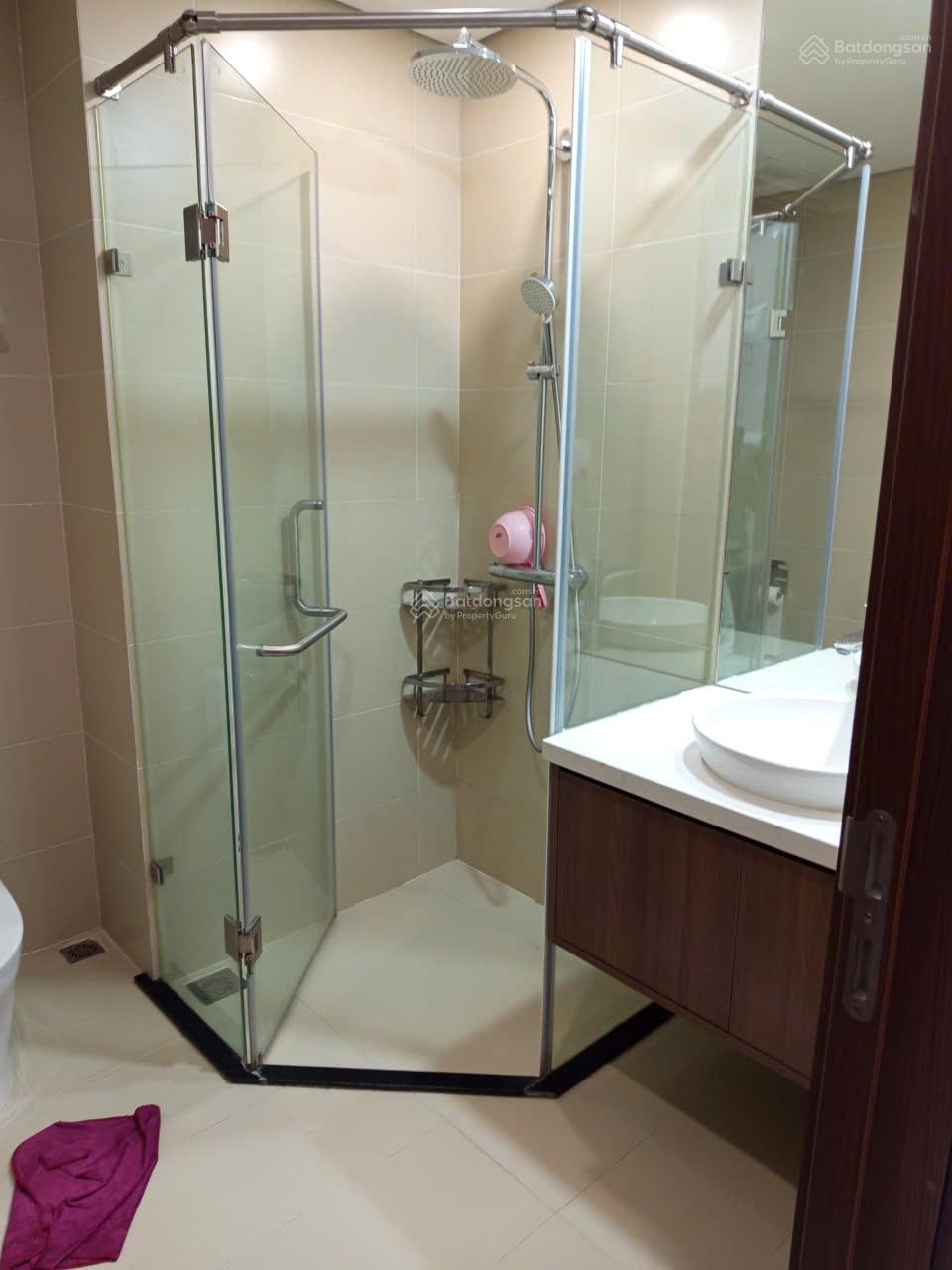 Chính chủ cần cho thuê căn 2PN 2WC 75m2, nội thất đẹp, toà N03T6 Ngoại Giao Đoàn, giá 15 triệu