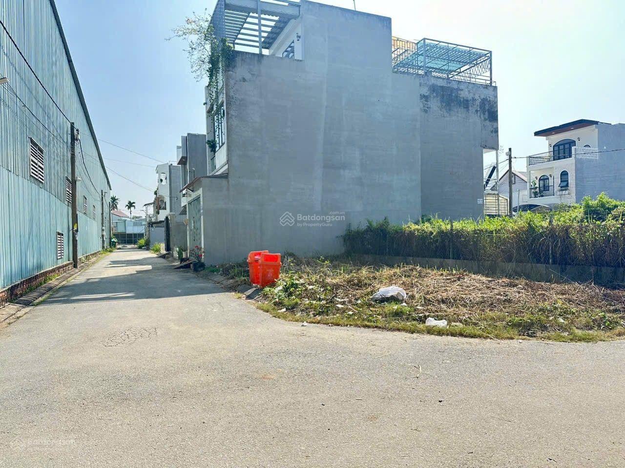 Chính chủ bán lô đất 50.4m2 hẻm 95 Bưng Ông Thoàn, giá 4 tỷ (Sổ sẵn)