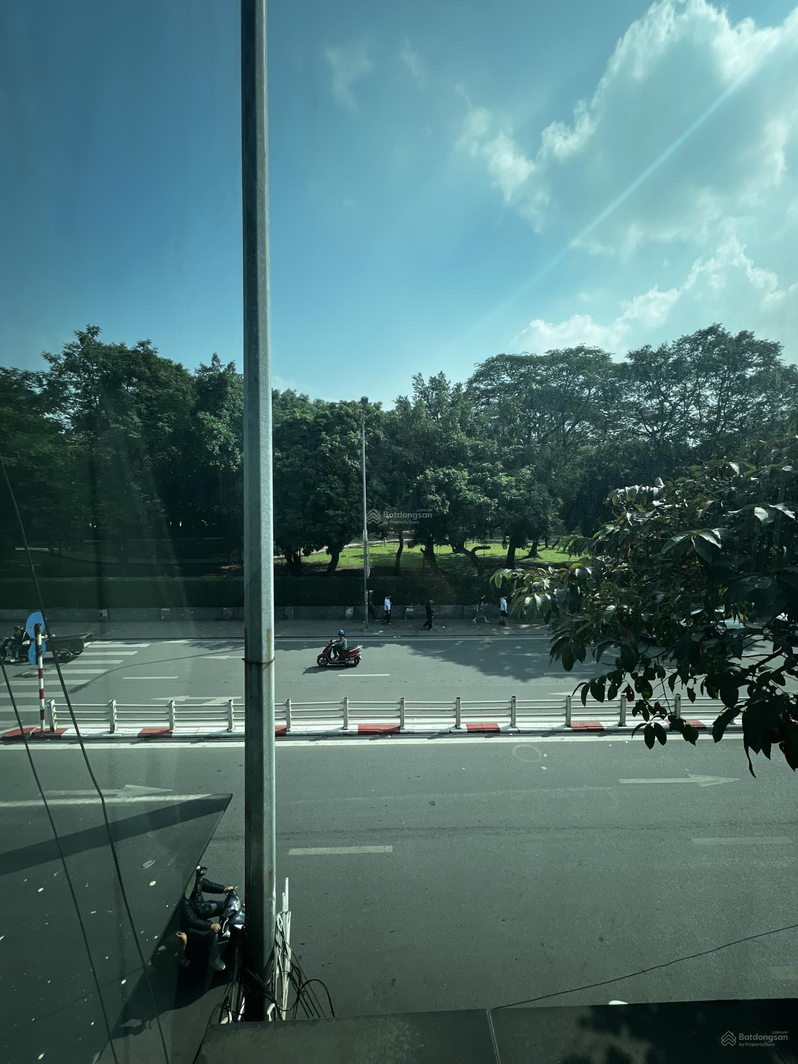 Bán gấp căn mặt phố Tôn Đức Thắng 108m2, 6 tầng thang máy, không lỗi, giá bán chỉ nhỉnh 39 tỷ TL