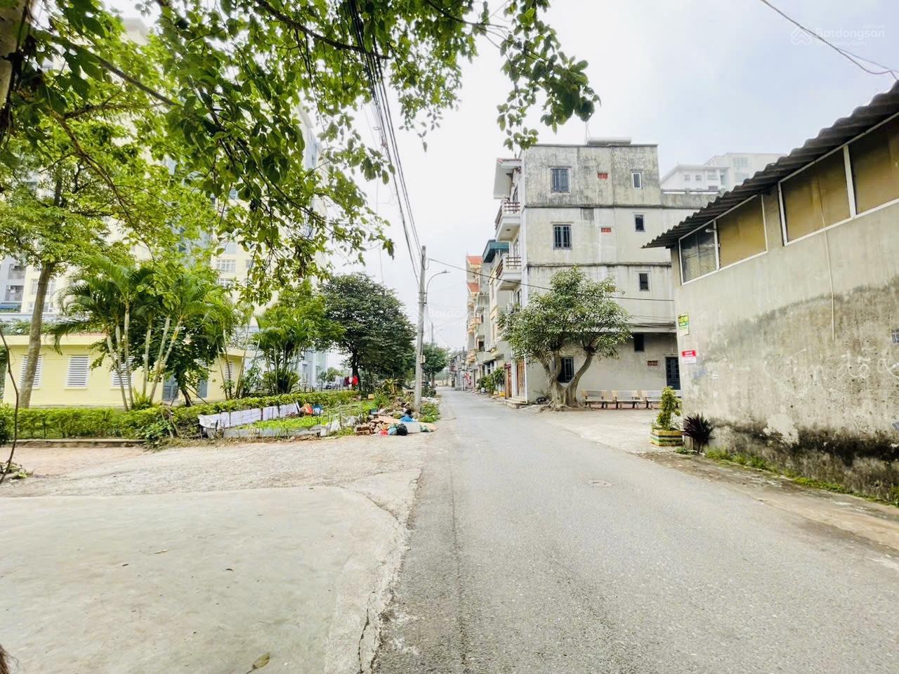 Hoa Hậu view vườn hoa sát phố Nguyễn Cao luyện,Việt Hưng.
DT: 60m2 căn góc 2 mặt tiền ô tô tránh KD