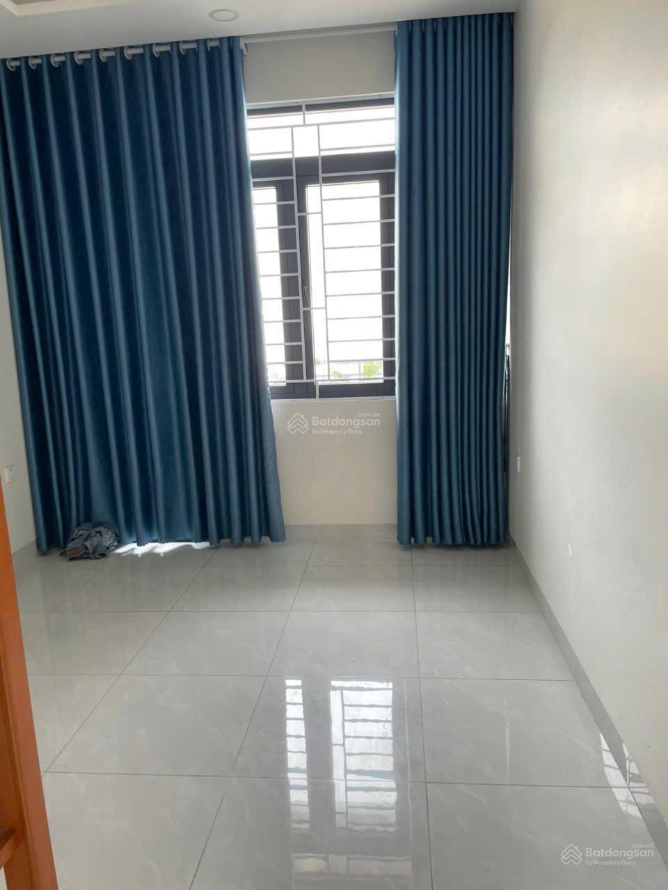 Bán nhà 3 tầng hẻm Củ Chi diện tích 78,8m2 ngang 6,67m hướng Đông giá 7tỷ8 cách biển 1,5km