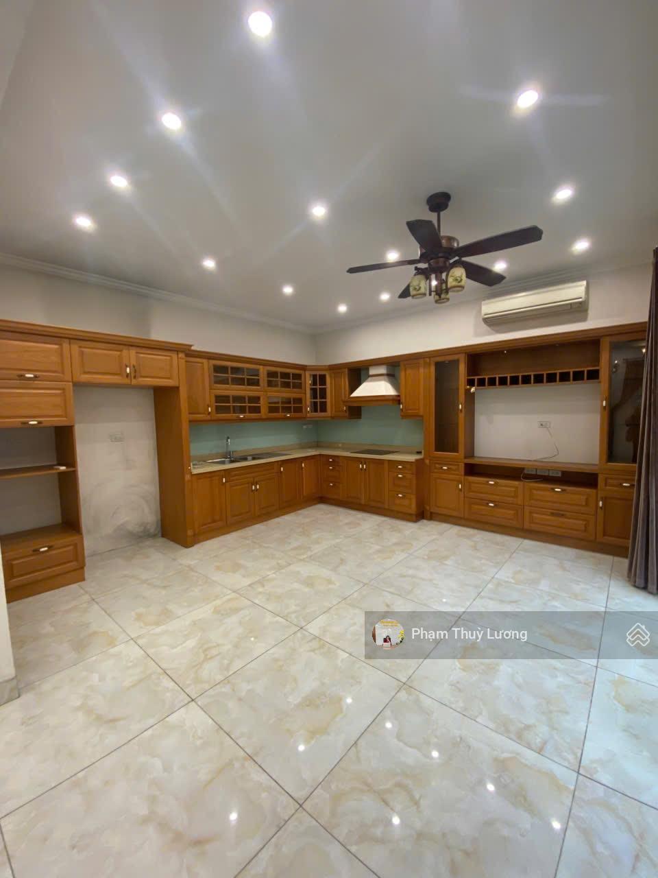 Cho thuê BT đẹp xuất sắc ở Mailand Hanoi City, 25 triệu, 210m2