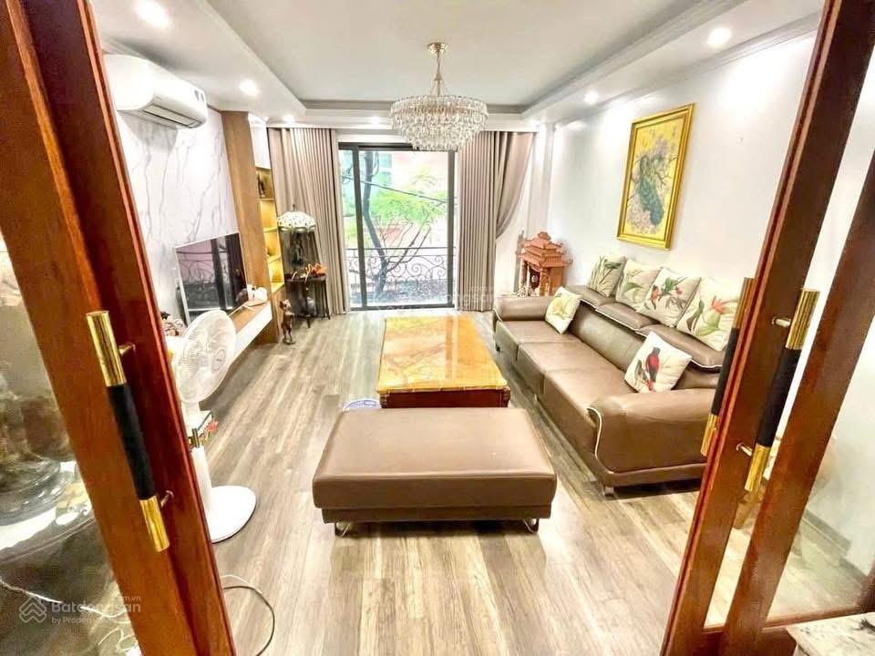 Hiếm Tây Hồ ô tô - 7 tầng thang máy - 10m ra phố - mặt ngõ ô tô - kinh doanh - sẵn ở sướng Hiếm Tây Hồ ô tô - 7 tầng thang máy - 10m ra phố - mặt ngõ ô tô - kinh doanh - sẵn ở sướng