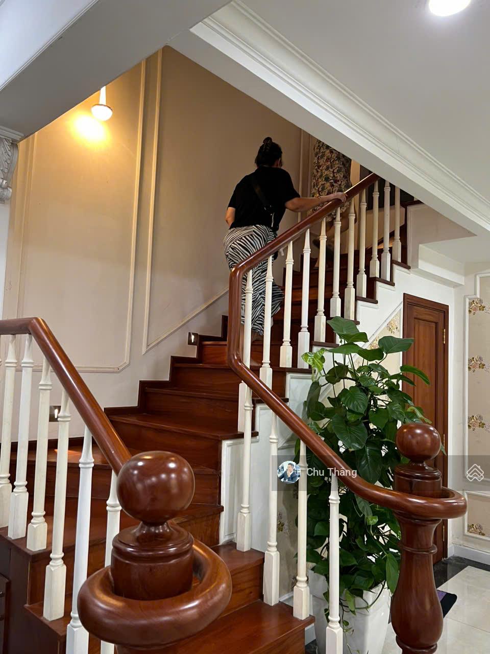 Duy nhất! Nhà mặt tiền khu Bàu Cát, trệt 2 lầu 4x14m giá chỉ 12.9 tỷ