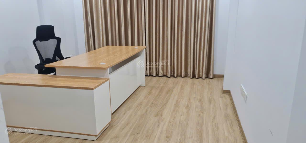 Cho thuê nhà riêng ngõ 282 Lạc Long Quân - Tây Hồ - Hà Nội 70m2 6 tầng, MT 5m, Thông sàn. Giá 30tr